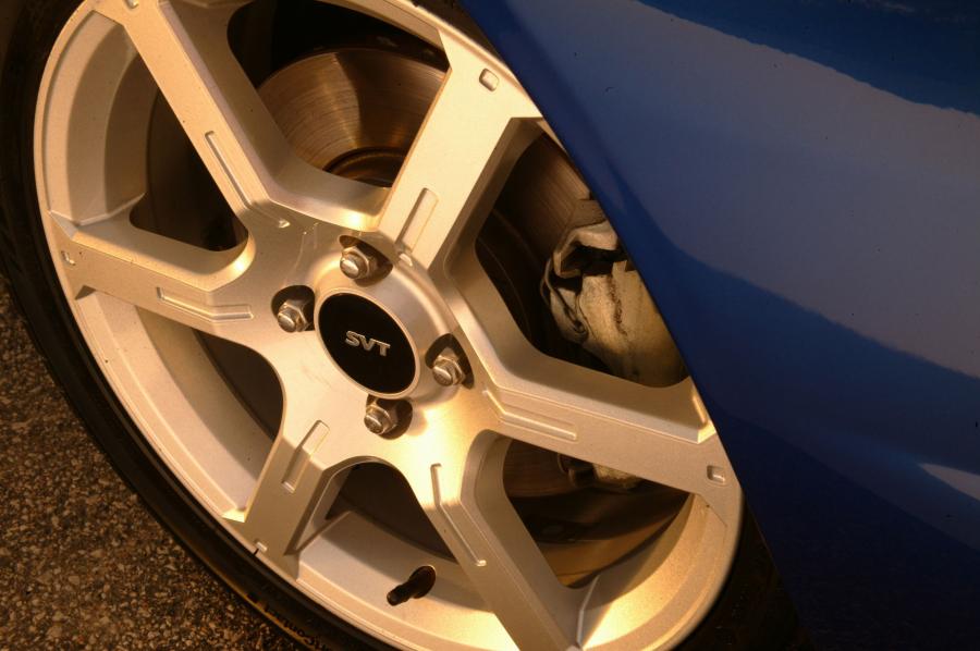  Ford Focus SVT 2002 года  (фото 29 из 98)